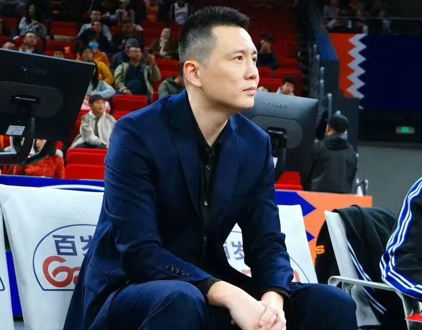 爱游戏体育打出了职业生涯的最关键一球，尼克斯替补中锋在G5中起到作用了？