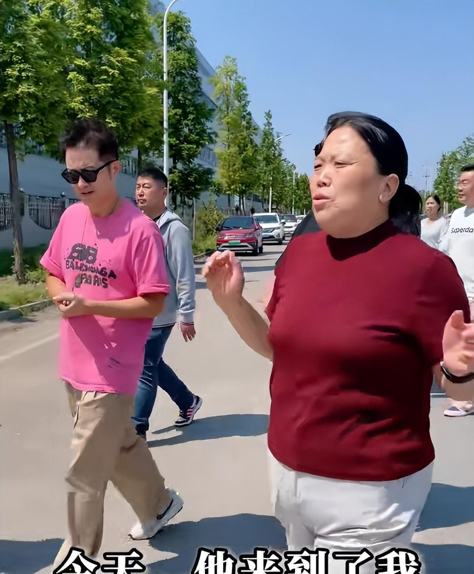 卧槽！詹姆斯跟湖人的矛盾，2021年就发生了...