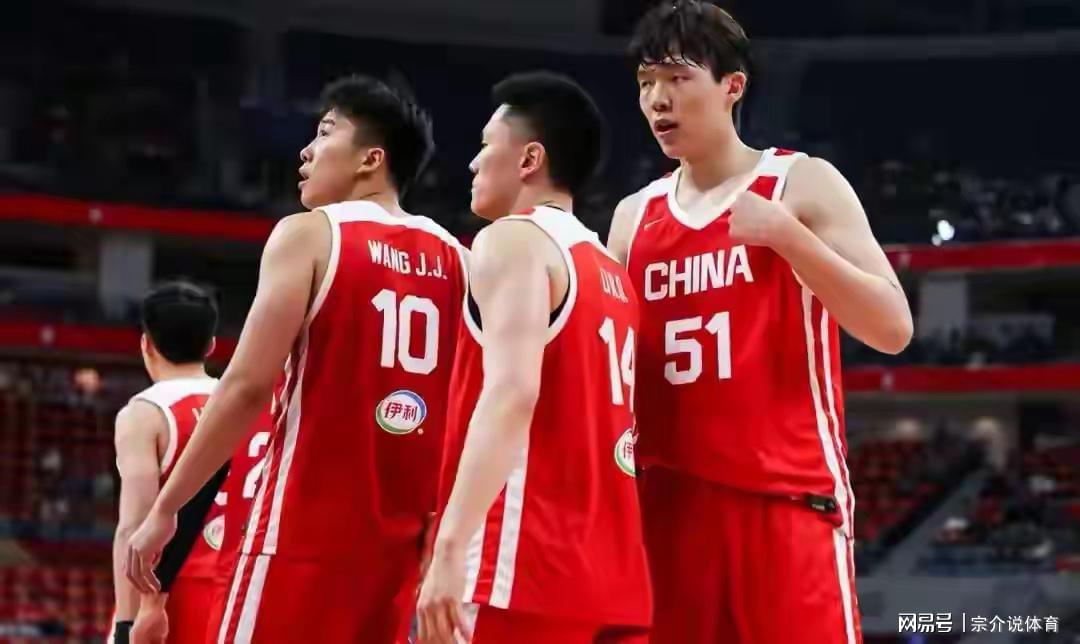断了的鞋带怎么就是球场“黑魔法”了